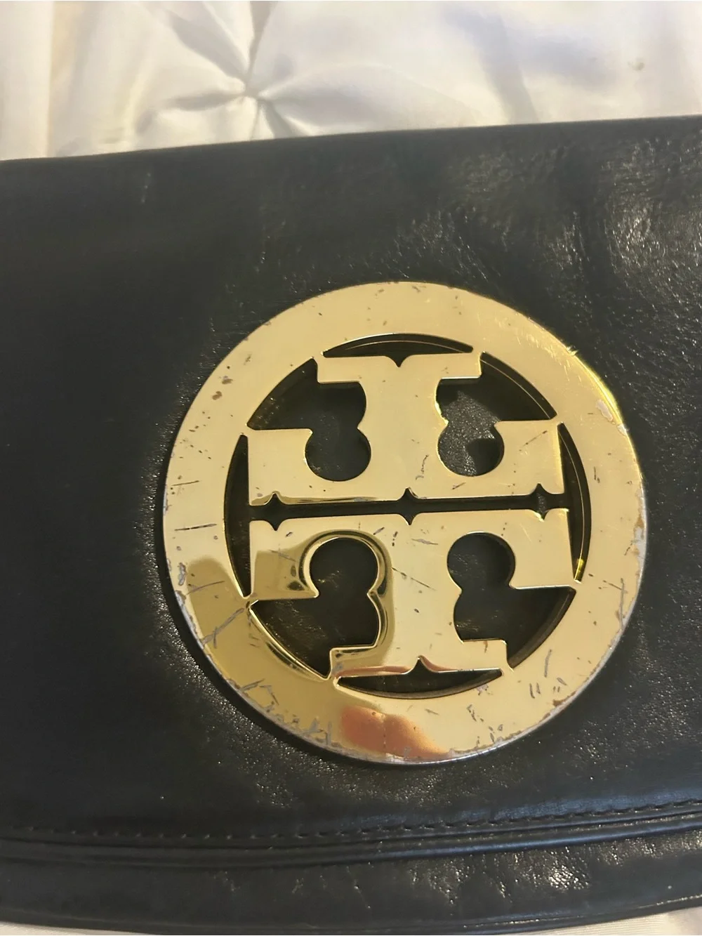 CLOSET CLEANOUT   Tory Burch Black Leather Shoulder Bag with Gold Logo Medallion